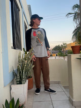 3/4 sleeve raglan shirt